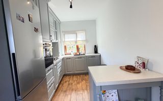 casa cocheta cu 4 camere, P+1E+M, complet mobilata si utilata - Poză 9
