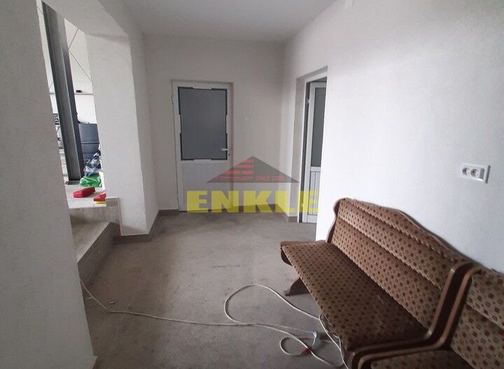 Hala de inchiriat, 300 mp + teren , zona industriala, 800 euro - Poză 9