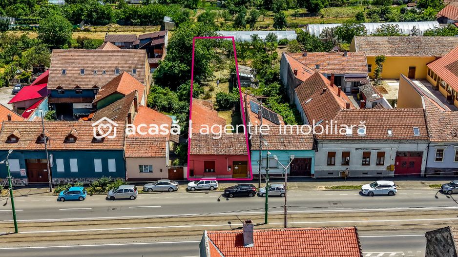 Casă solidă din cărămidă cu potențial EXCEPȚIONAL pe Calea Timișorii - Poză 1
