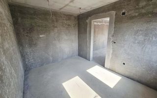 🏡 Vilă luminoasă, 4 camere, cu teren generos – Com. Plopu - Poză 42