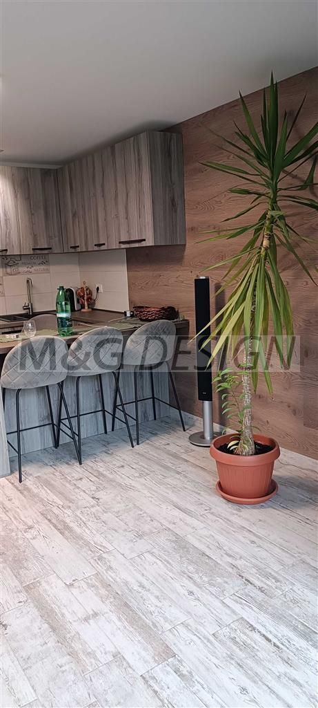 Apartament 2 camere modificate in 3 camere etaj 1 - Poză 1