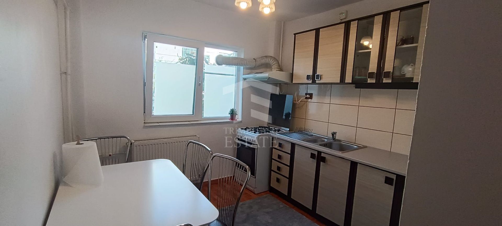 Inchiriez Ap. de 3 camere Decomandat Gorjului - Poză 9