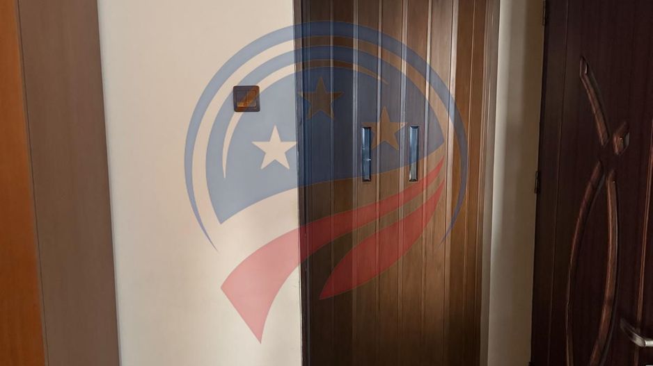APARTAMENT 2 CAMERE , PARTER. ZONA SCOALA 22 - Poză 3