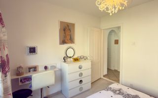 Pb 2 camere etajul 2 Sovata Oradea - Poză 11