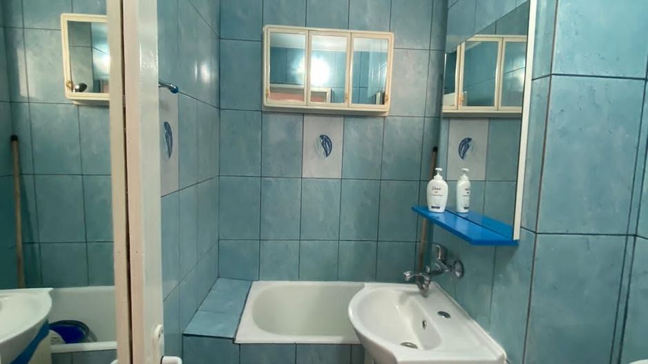 De vanzare apartament cu 2 camere mobilat si utilat, Micro 38, etaj 3 - Poză 11