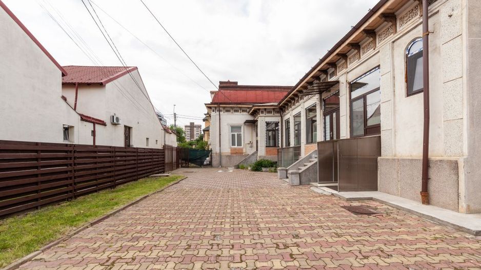 Casă interbelică ultracentrală | Bulevardul Republicii nr. 129 | - Poză 12