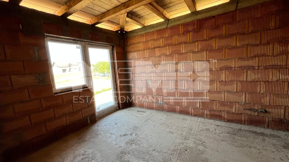 Duplex De Vanzare I Lisaura, Suceava I Pret: 124.500 Euro - Poză 5