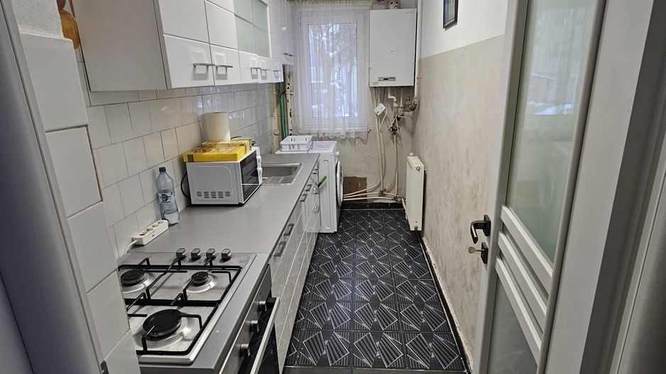 Apartament cu 2 camere decomandat,  Aleea Clăbucet, Cluj-Napoca - Poză 1