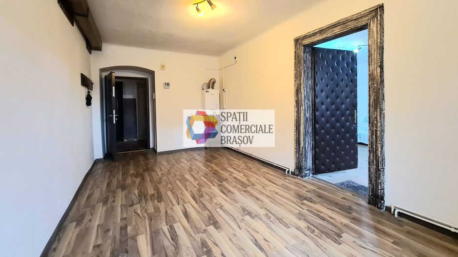 Spatiu birouri de vânzare Brasov - 55 mp  # Plus - Imo. ro - Poză 1