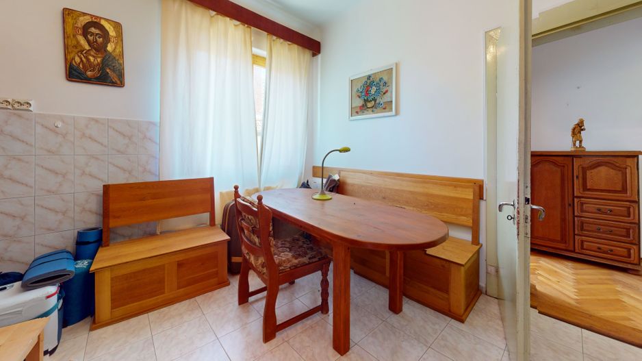 Casa deodebita zona Sacele -central - Poză 17