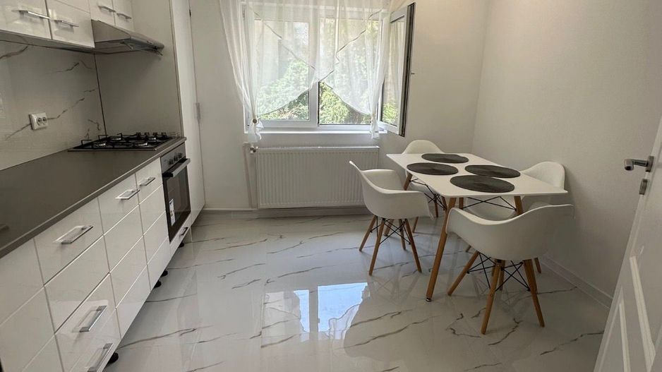 AP. 3 CAMERE VITAN, REABILITAT, MOBILAT MODERN, BUCATARIE INCHISA - Poză 4