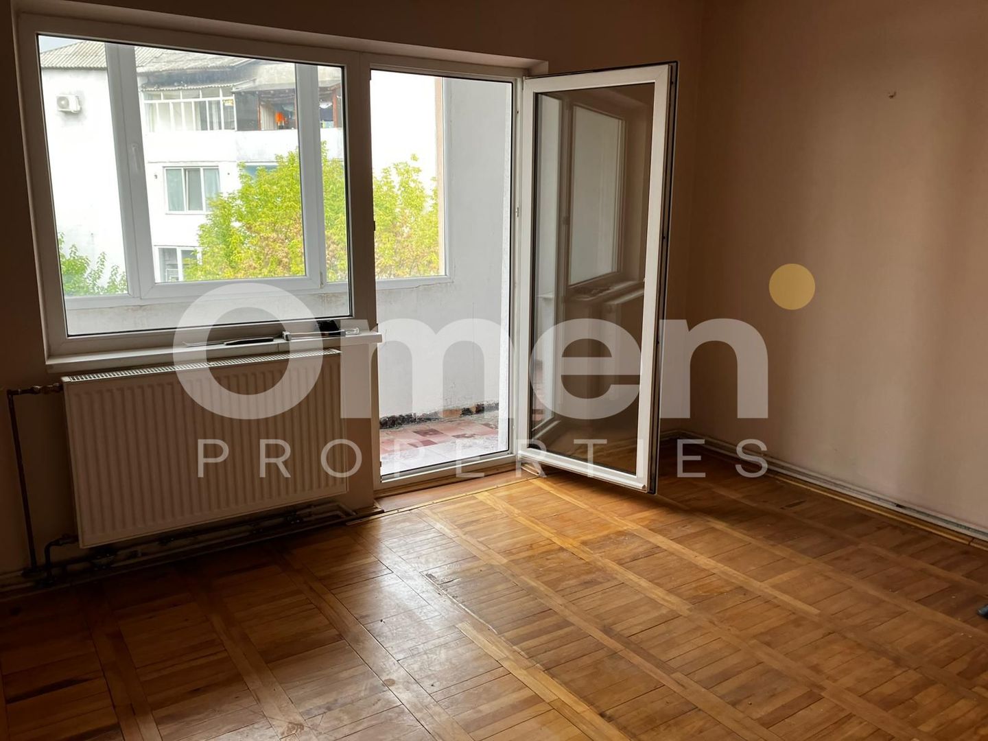 Apartament 3 camere decomandate si 2 bai, etaj intermediar - Poză 4