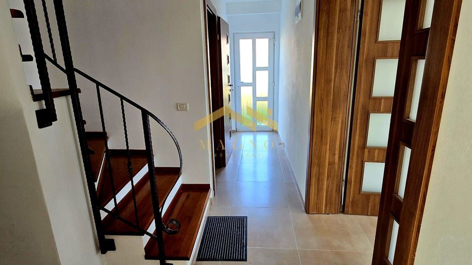 VILA P+M NOUA DE VANZARE IN LIPOVA BAI - Poză 9