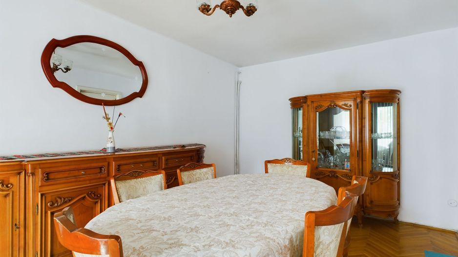 Apartament 4 Camere Lipovei -I.I. de la Brad - Poză 1