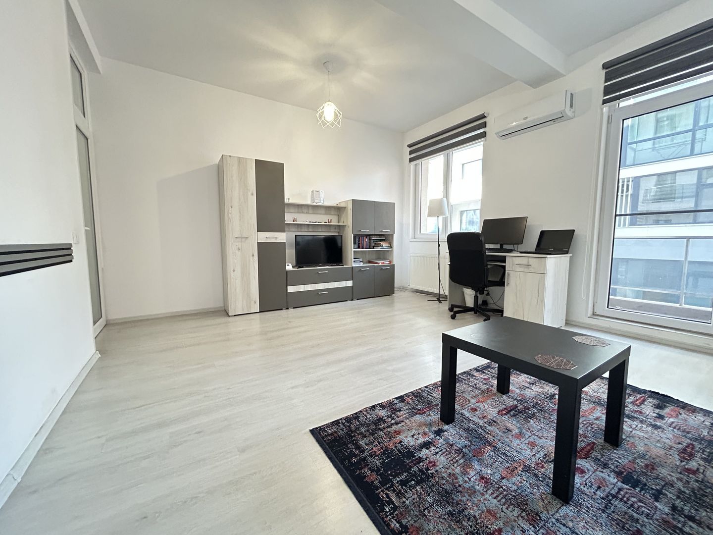 Apartament 2 camere Campus Universitate loc parcare centrala termica - Poză 1