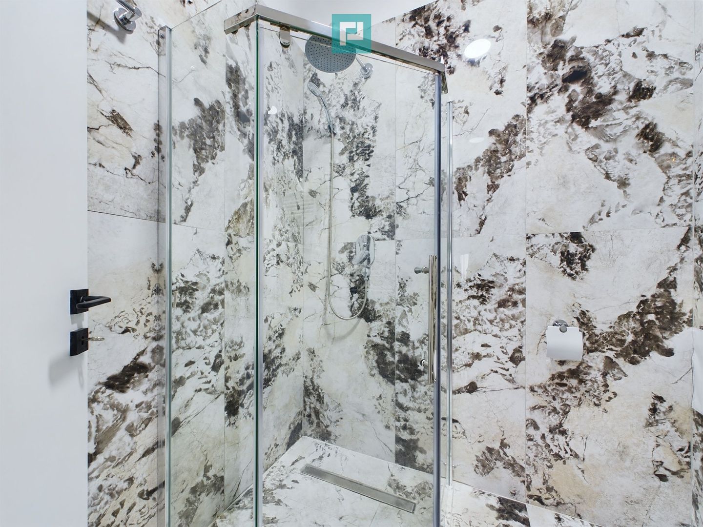 Apartament cu 3 camere Medicover Piata Victoriei - Poză 85