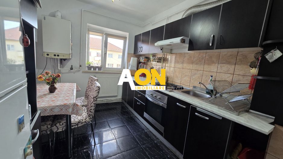 Apartament 2 Camere Decomandat, Zona Sub Stadion - Poză 2