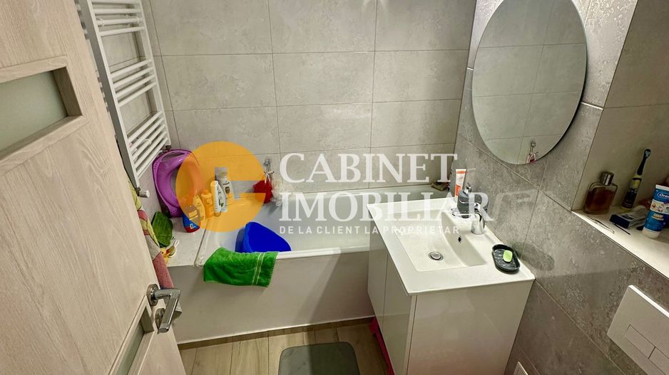 4 CAMERE RENOVAT - ETAJ 3 - BLOC DIN 1990 - ROND ZIMBRU - Poză 11