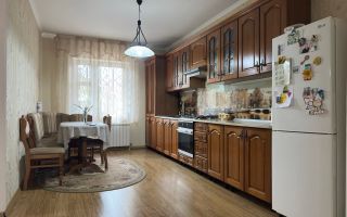 De Vinzare Vila spatioasa Linga Padure si apropae de Nistru. - Poză 14