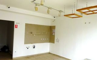 Spatiu comercial 38 mp utili zona B-dul Transilvaniei - Poză 1