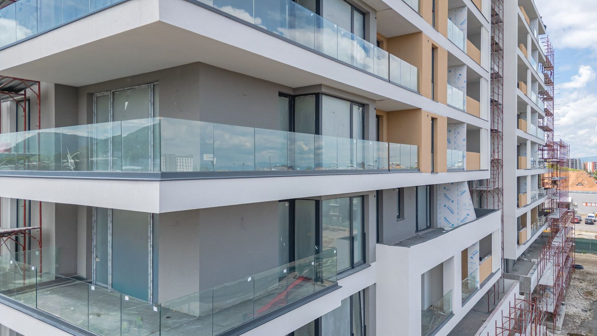 Apartament 2.5 Camere Sala Polivalentă | 59 mp Util + 18 mp Balcon - Poză 1