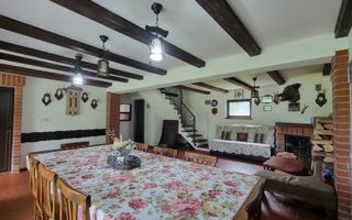 Complex turistic și proprietate deosebită de vânzare în Valea Dobârlău - Poză 8