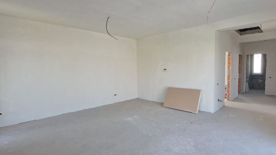 Dragomoresti Deal, casa individuala, parter + pod, 4 camere, utilitati - Poză 5