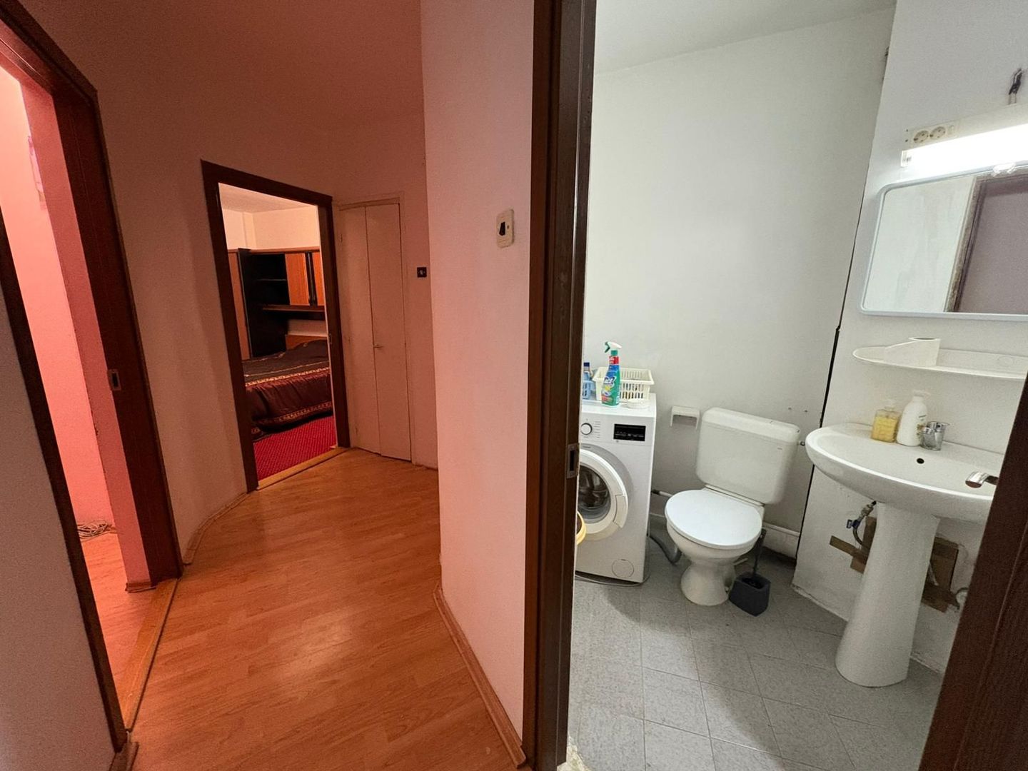 Apartament 3 camere decomandat 74 M² utili zona Lenin Nicolae Iorga - Poză 6