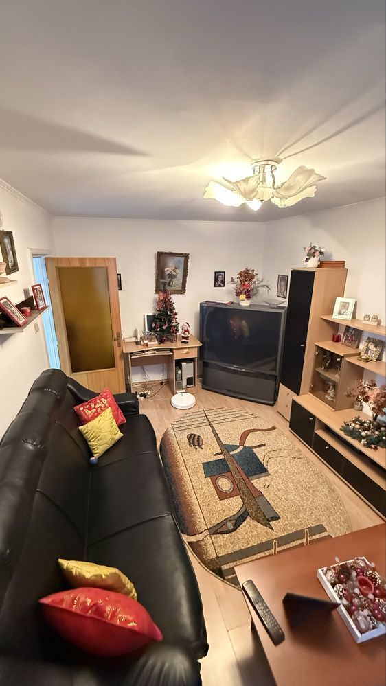 Vanzare apartament 3 camere Titan- Liviu Rebreanu - Poză 2