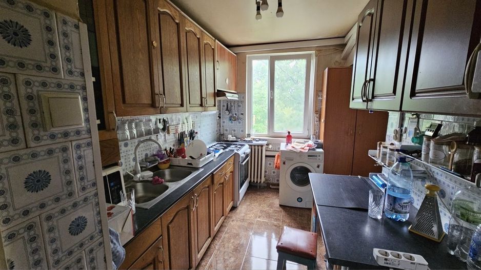 Vânzare Apartament 3 camere, etaj 4/4, bloc reabilitat , terasă refăcută, Rahova - Poză 7