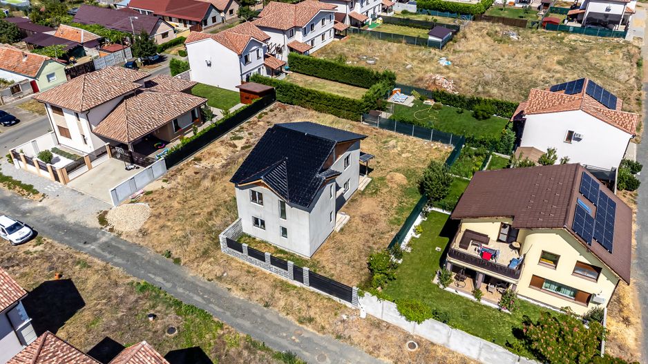 Construcție nouă, parțial finalizată, cu proiect aprobat în Aradul Nou - Poză 4