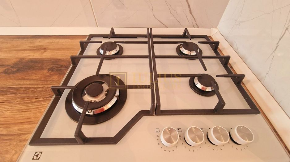 Str. Sorin Titel; semidecomandat în zona centrală; ideal investitie/inchiriere. - Poză 7