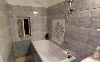 Casa 4 camere 2 bai garaj inchis pivnita si teren 740 mp in Seica Mica - Poză 10