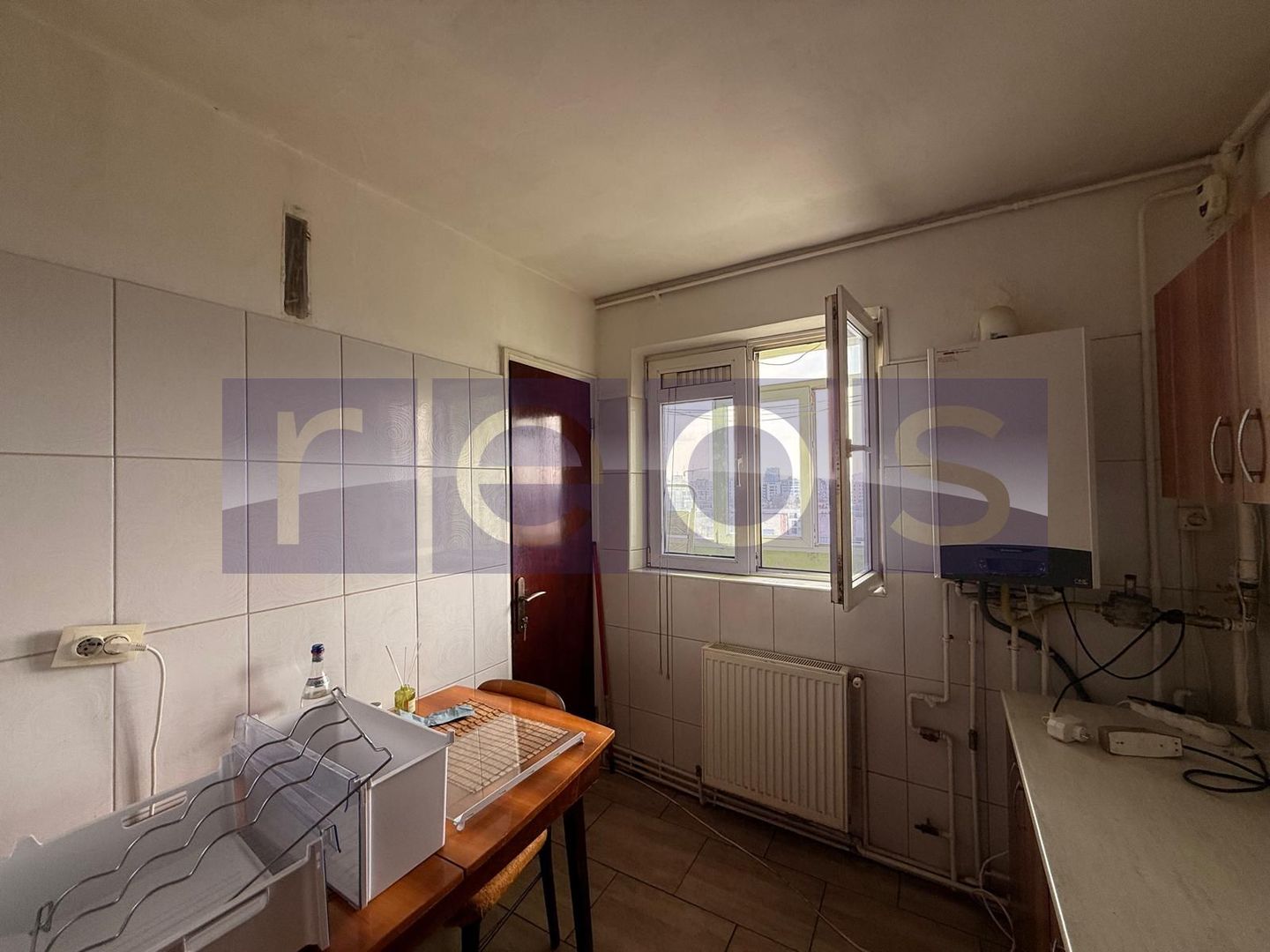 VANZARE APARTAMENT  2 CAMERE ZONA MOSILOR - Poză 8