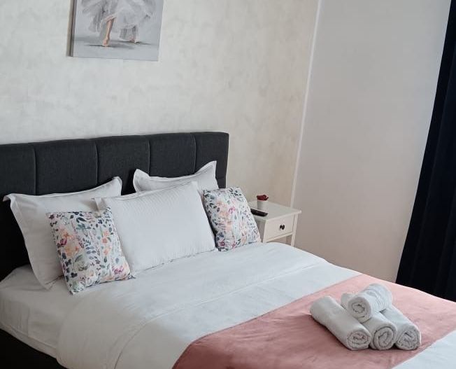 Apartament de închiriat, zonă centrală - Poză 1