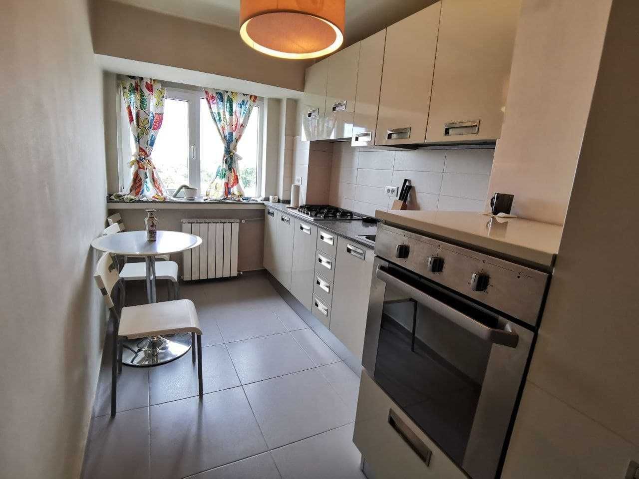 Vând ap. 2 camere bld. Unirii Tribunal renovat si mobilat impecabil - Poză 4