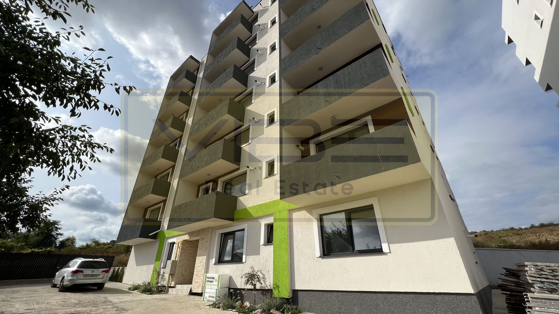 Apartament 2 camere open-space + Parcare, Bucium - Poză 1