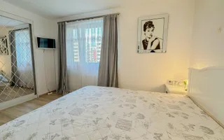 Apartament superb 2 camere + parcare Urban Coresi - Poză 15