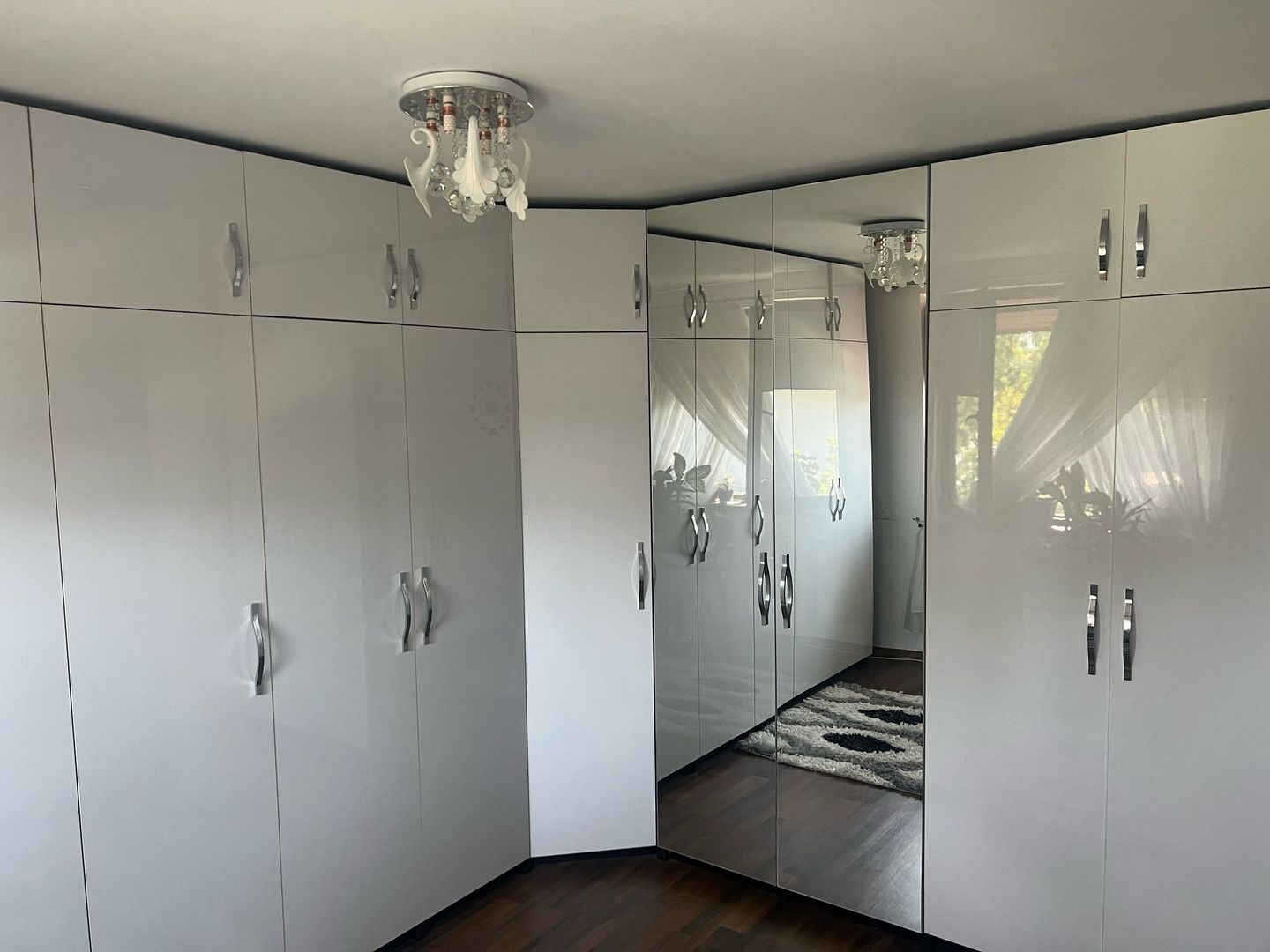 Casa mobilata/utilata Popesti Leordeni + curte - Poză 4