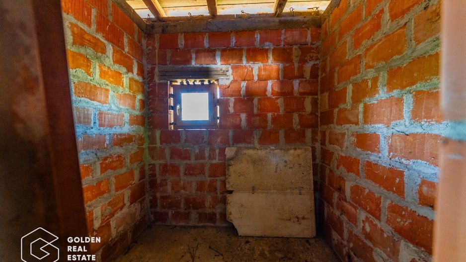 Casa situata in Pecica, 1602 mp - Poză 10