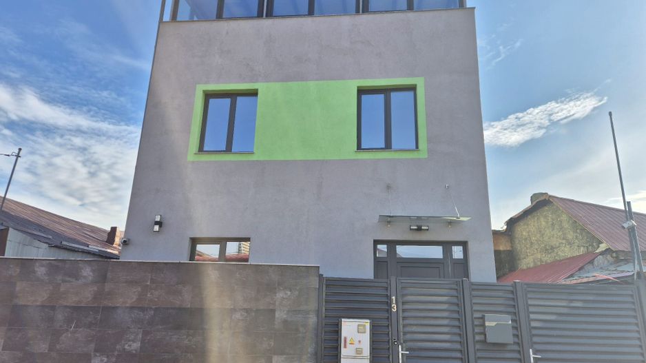 Casa P+2 cu 40 paturi pentru muncitori - Tei - Poză 1