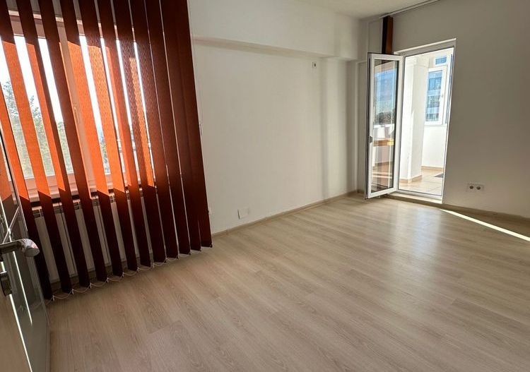 Apartament 4 camere zona Lujerului - Poză 5