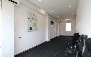 Vad comercial/acces facil, cladire mixta. - Poză 2