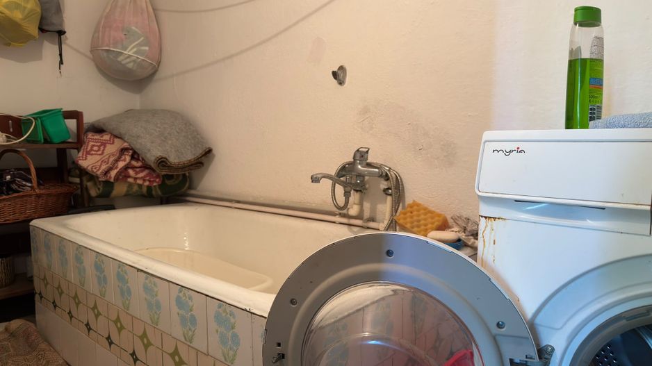 DE VANZARE GOSPODĂRIE CU POTENȚIAL ÎN BRĂNEȘTI, DÂMBOVIȚA - Poză 11