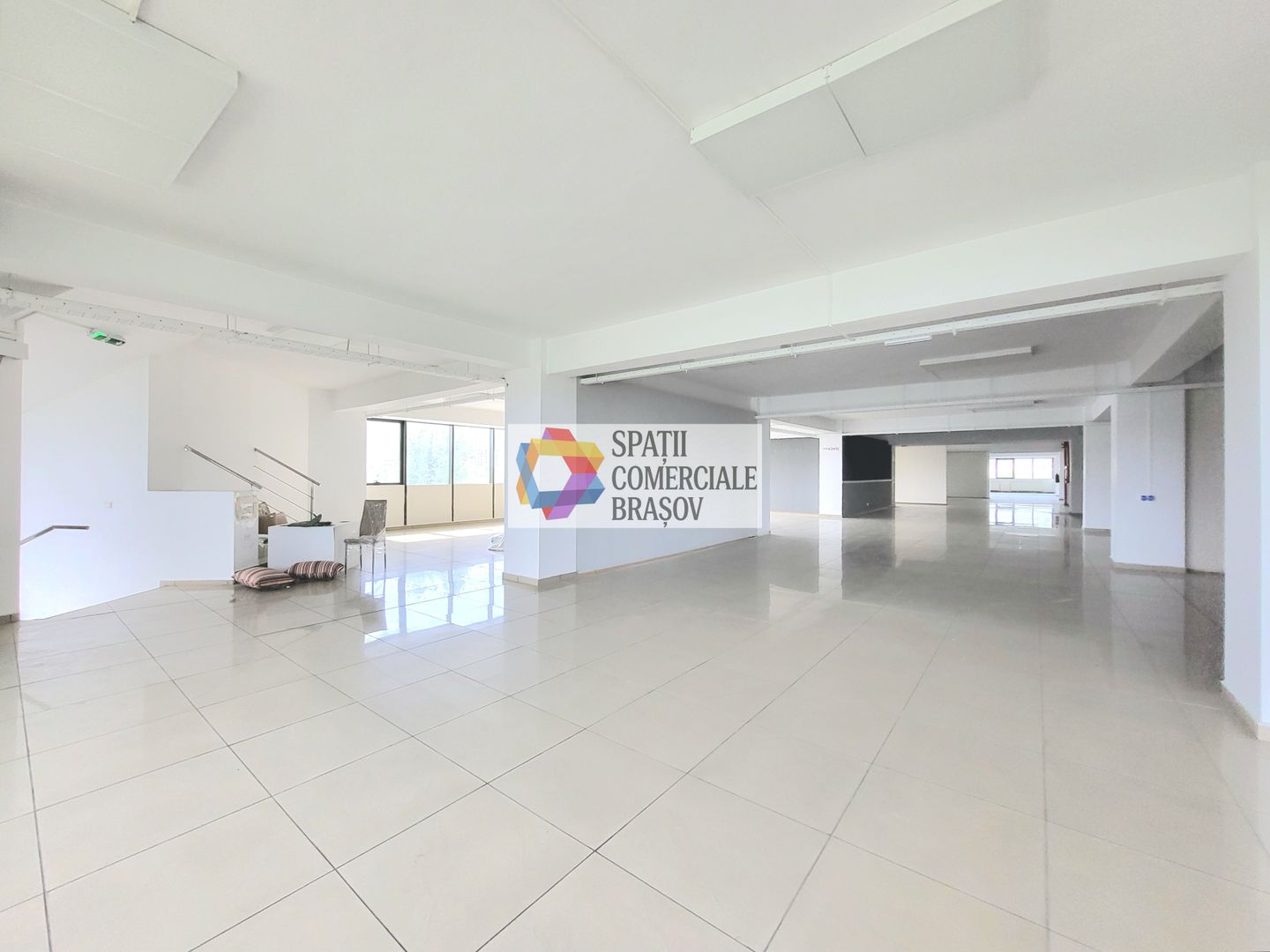 Spatiu comercial de inchiriat - 1.000 mp - Poză 6