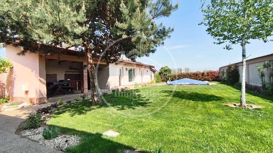 Casa de inchiriat cu 4 camere si piscina in Santandrei, Bihor - Poză 23