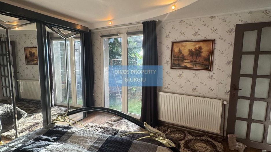 Casă de vânzare pe strada Tudor Vladimirescu - Poză 13