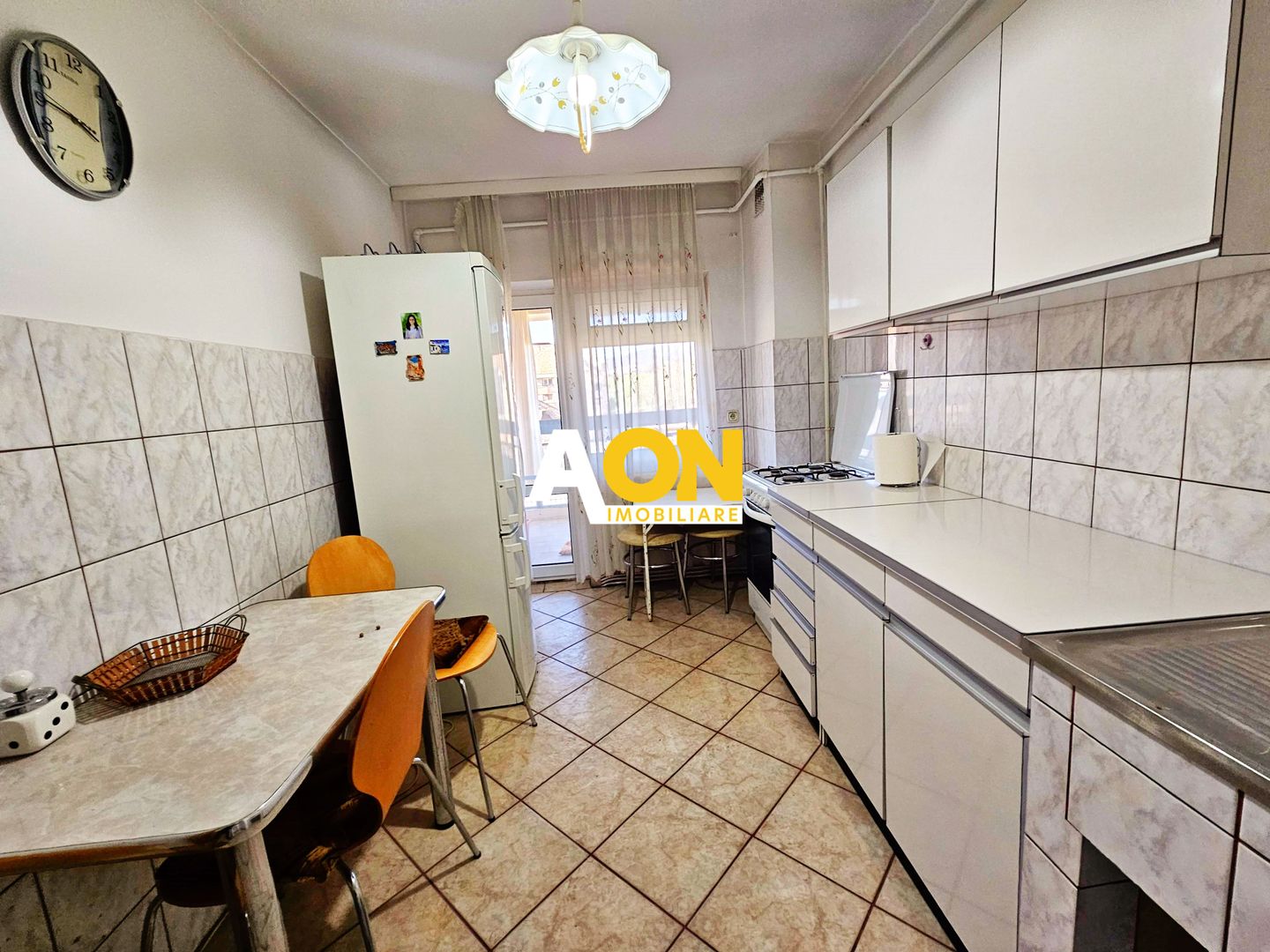 Apartament 3 camere, 75 mp utili, etaj 1, ultracentral - Poză 3