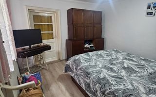 Casa 3 camere cu teren de 1137mp, in Lumina pe  strada Morii - Poză 4
