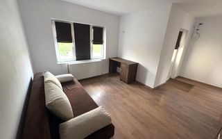 Apartament la curte, 2 băi, loc de parcare, zona linistita, dressing - Poză 3